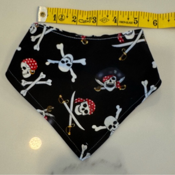 Handmade Black Skull and Crossbones Dog Bandana - Picture 3 of 4